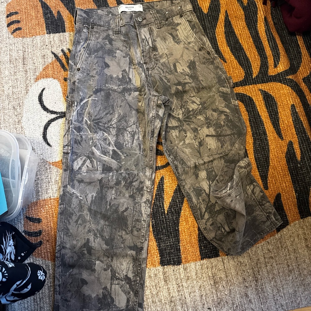 Hollister Women's Cargo Jeans - Camouflage